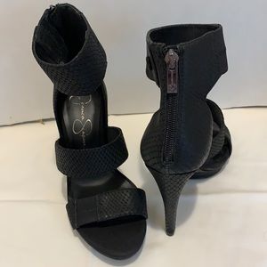 JESSICA SIMPSON HEEL ANKLE STRAP/ZIPPER SZ 8•5 BLK